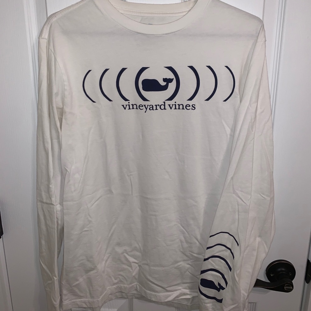 Men’s White Vineyard Vines Graphic Tee